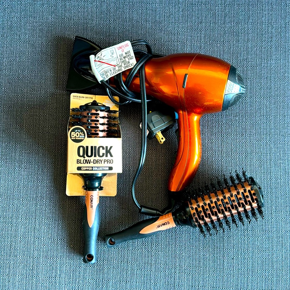 Conair Hair Dryer with 2 hairbrush
